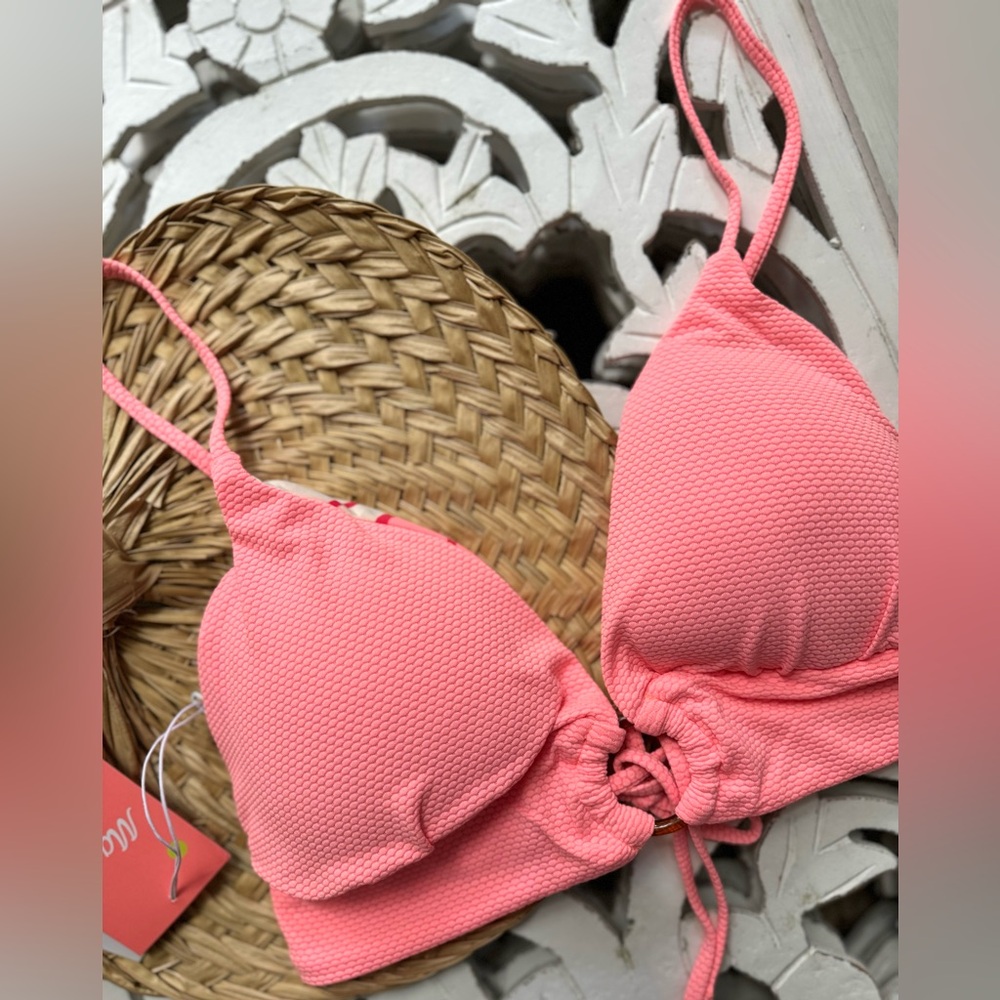 πΈπΈ MAAJI πΈπΈ REVERSIBLE FLORAL BIKINI SWIM TOP - Picture 11 of 13